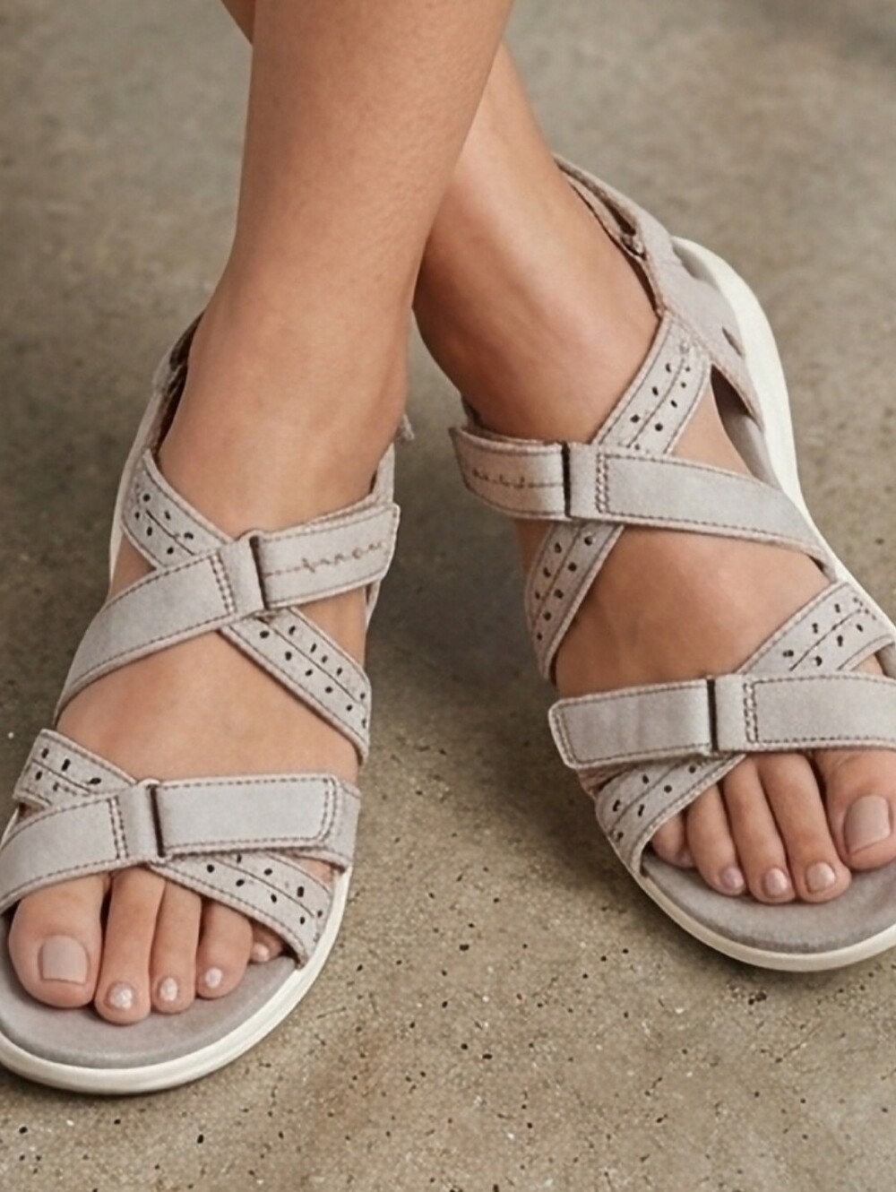 Earth Origins Westfield Winona Suede Leather Sandals Light Taupe US 9.5